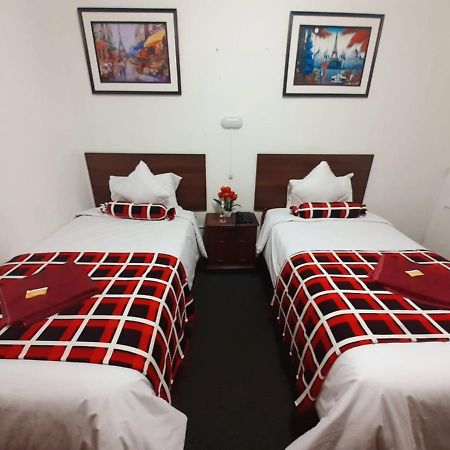 Hotel La Casa Miraflores Лима Екстериор снимка
