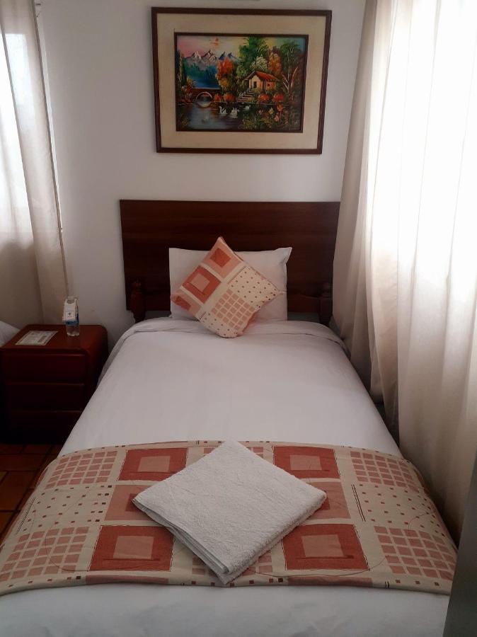 Hotel La Casa Miraflores Лима Екстериор снимка